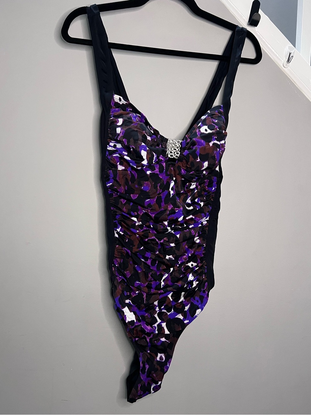0069: Jaclyn Smith Purple Patterned One-Piece Swimsuit